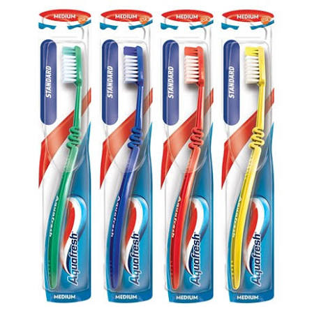 Aquafresh toothbrush Daily